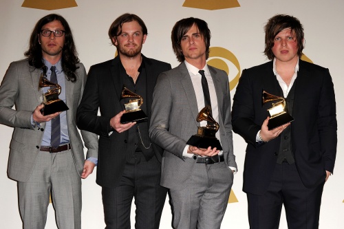 Grammy 2010 Kings Of Leon Grammy 2010: Kings Of Leon получили награды в трёх категориях