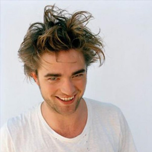 Robert Pattinson Robert Pattinson выпустит диск в конце года
