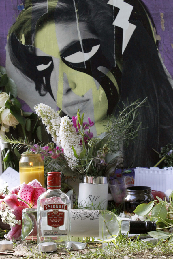 Amy Winehouse Tribute Мемориал Эми Уайнхаус