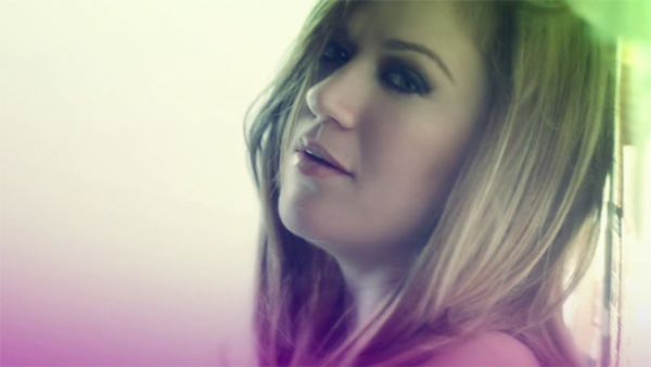 Kelly Clarkson Mr Know It All video