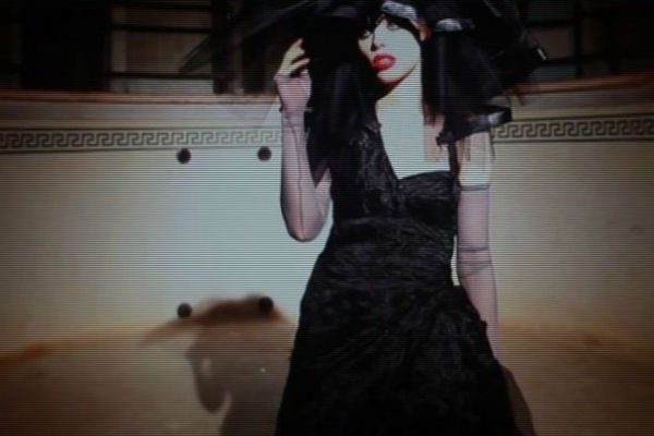 Crystal Castles Suffocation Video